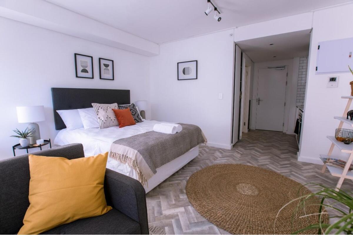 Apartamento Stylish, Modern, Walk To Restaurants And Cbd Ciudad del Cabo Exterior foto